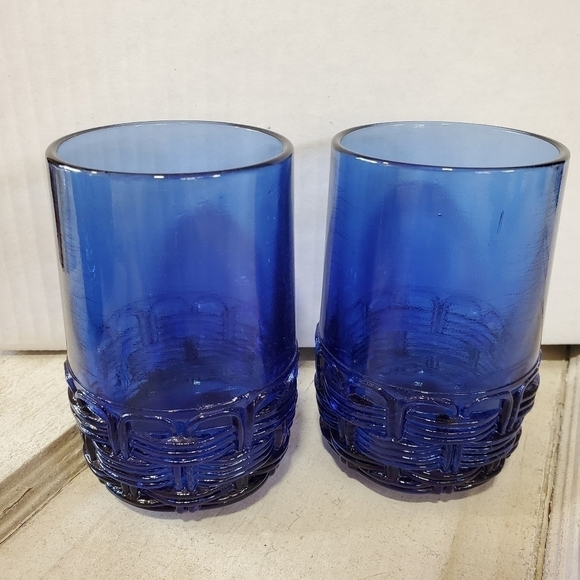 Vintage LE Smith basket weave pattern thick cobalt blue heavy glasses set of 2 - Picture 4 of 11